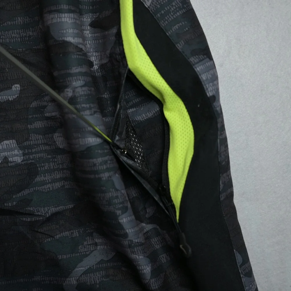 Nike Mens Camo Swim Trunks XL Grey Neon Yellow NESS5338 Board Shorts Lined - Picture 7 of 15